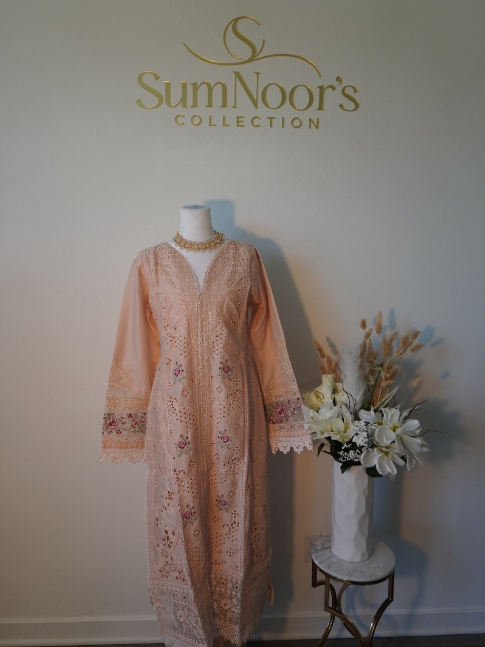 Elegant Long Sleeve Pakistani Kurta Dress in Peach Color Cotton - Picture 4 of 4